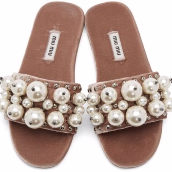 miu miu pearl slides